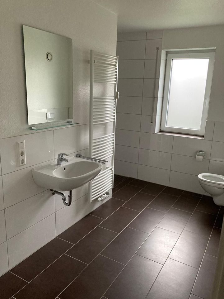 MFH 4 Wohnungen 303qm NJKM 30k 8€ /qm Provisionsfrei vom Eigner in Papenburg