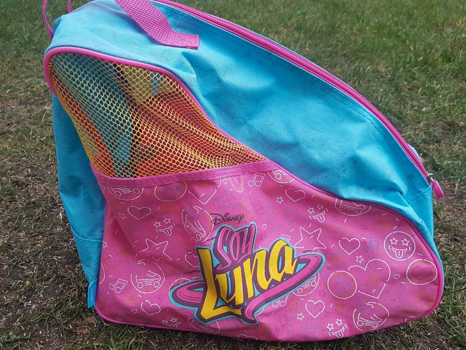 Rollschuhe Soy Luna + Helm + Tasche in Neumünster