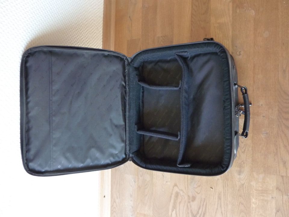 Targus Laptop / Notebook Tasche / Koffer TOP-Zustand in Isernhagen