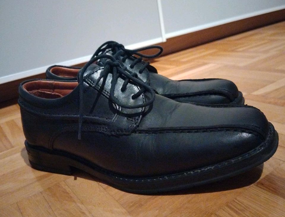 Kommunion- Schuhe, Hush Puppies, Leder schwarz Jungen, Gr. 33 in  Nordrhein-Westfalen - Dinslaken | Gebrauchte Kinderschuhe Größe 33 kaufen |  eBay Kleinanzeigen ist jetzt Kleinanzeigen