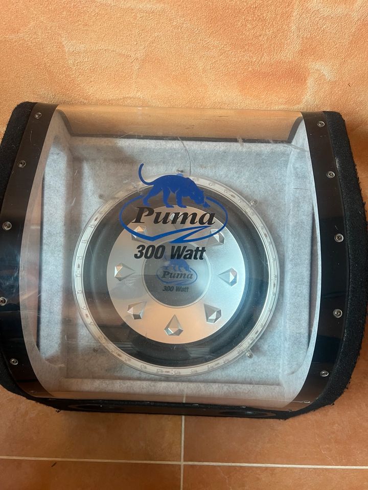 Puma 300 watt bassbox in Bonndorf
