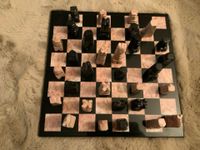 Schachspiel, aus Marmor mit Figuren aus Speckstein Rheinland-Pfalz - Mainz Vorschau