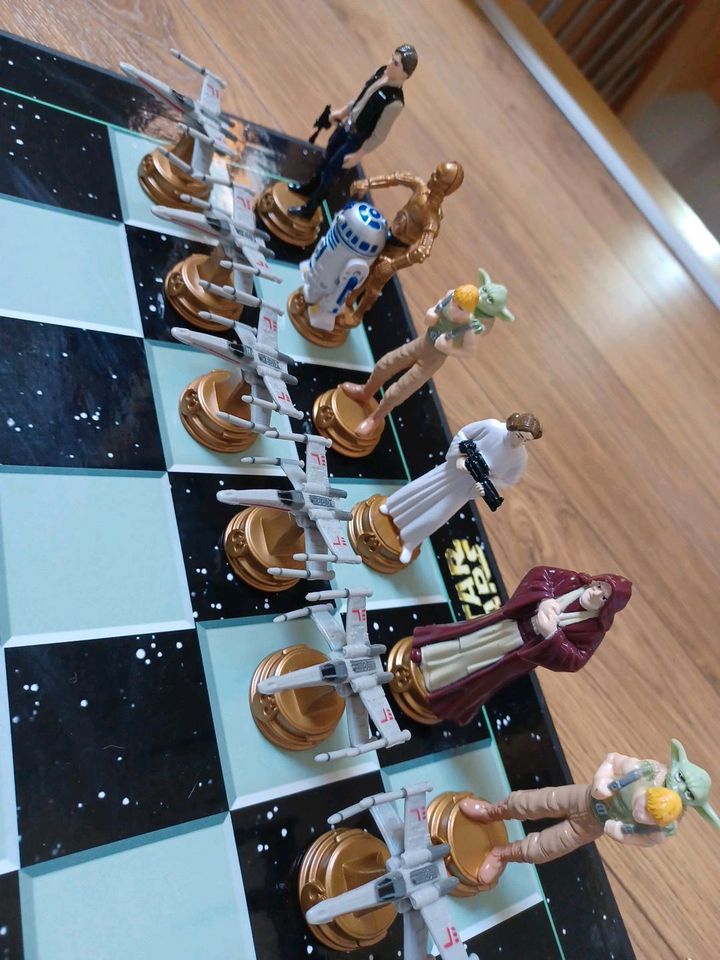 Star Wars Schachspiel in Heeßen