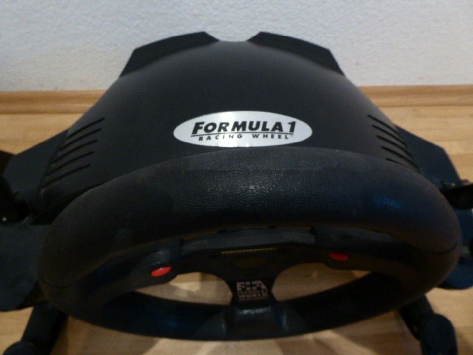 PC-Zubehör Thrustmaster Racing Wheel und Pedalset in Gönnheim