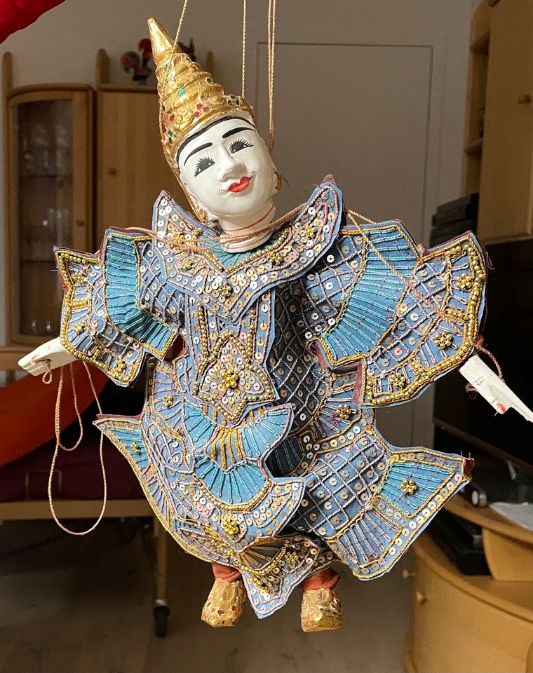 Marionette Tempeltänzerin Deko Thailand in Leipzig