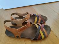 Riemchen Ledersandale, Sandalette von Mustang, Gr. 39 Wandsbek - Hamburg Volksdorf Vorschau