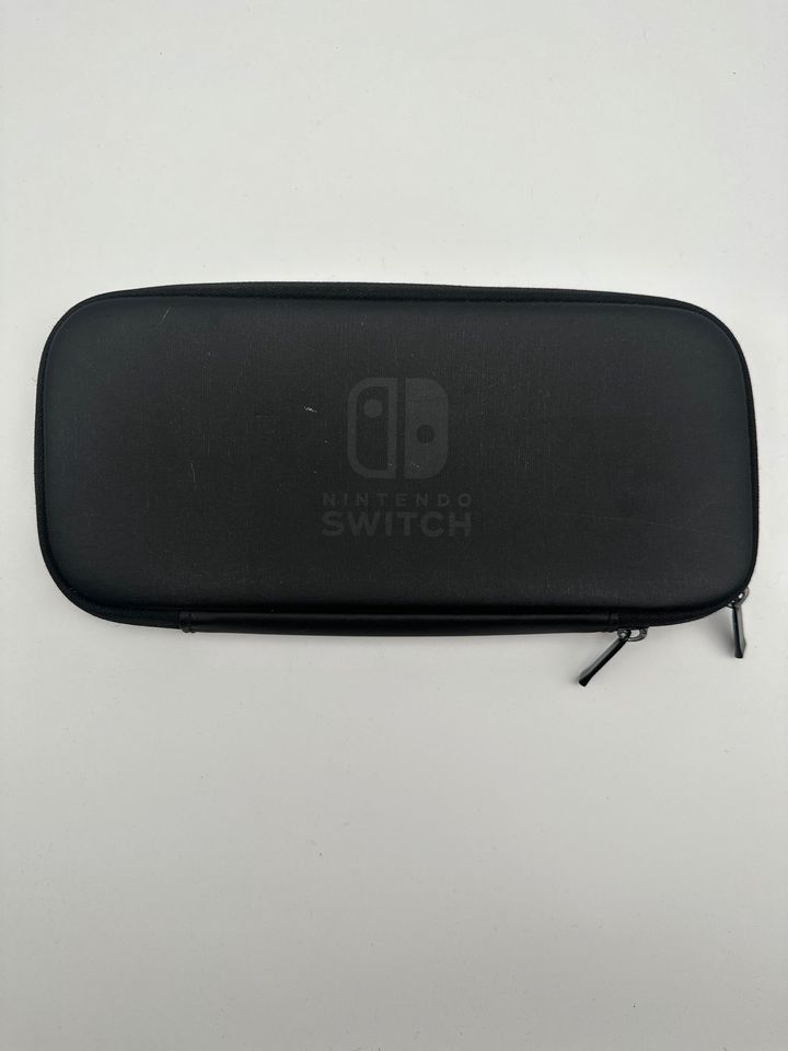 Original Nintendo Switch Tasche in Solingen