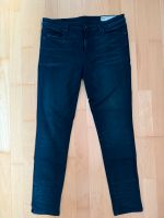 Diesel Damen skinny Jeans Doris Stretch dunkelblau 32/30 Gr. M Nordrhein-Westfalen - Oberhausen Vorschau