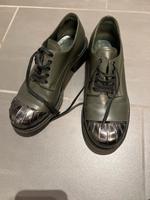 Miu Miu Designer Olive grün Boots Halbschuhe 37 Mega München - Au-Haidhausen Vorschau