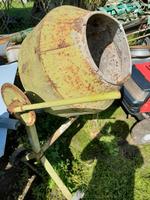 Betonmischer robuster  DDR  220 volt Mischer Sachsen-Anhalt - Mansfeld Vorschau