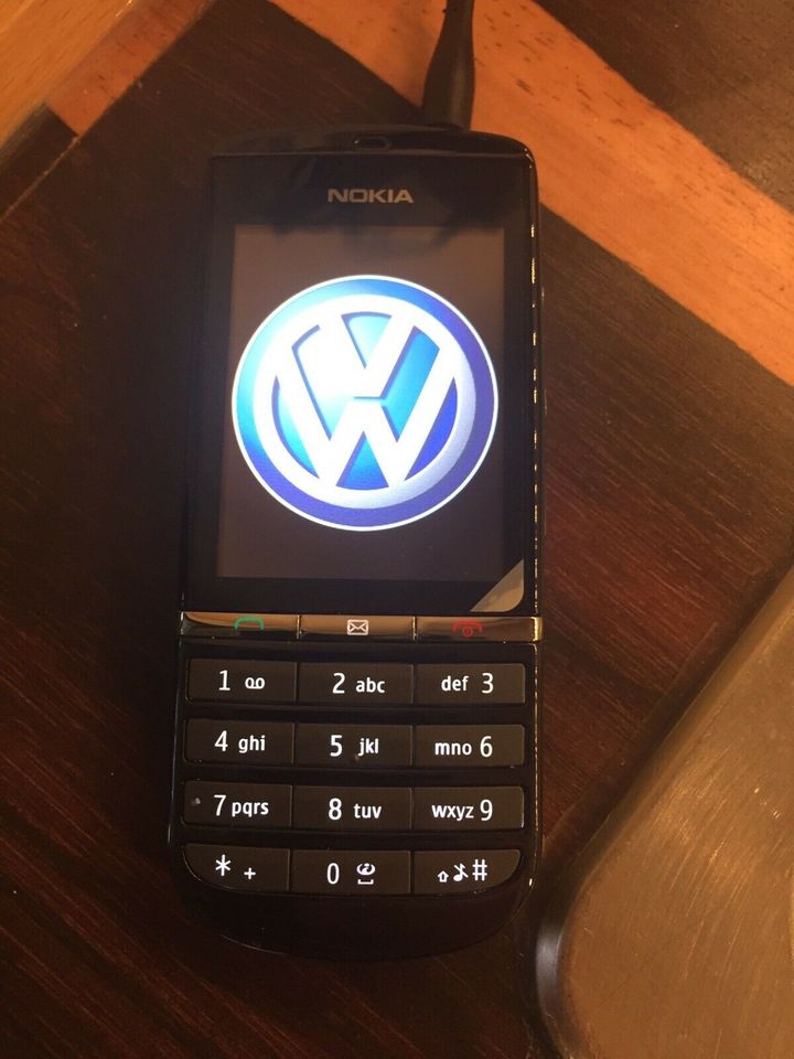 Nokia Handy Asha 300 VW Touch and Type Volkswagen in Sasbachwalden