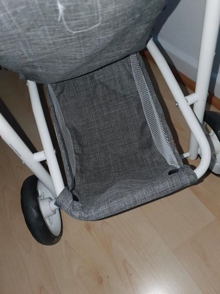 Puppenbuggy von Chic 2000 plus passende Wickeltasche! in Hagen