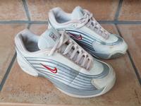 Retro Nike Air Tennisschuhe Gr. US 7, EU 38, 24cm Sandplatz TOP Bayern - Pfronten Vorschau