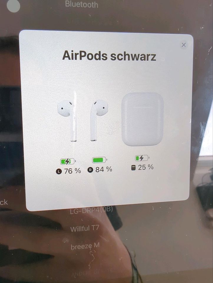 TEILDEFEKT Apple Airpods 1. Generation mit Case Set 1 in Düsseldorf