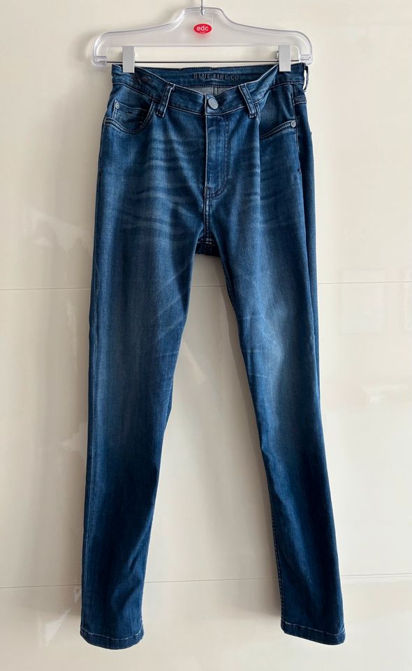 Moderne Skinny Jeans von Blue Fire - W28/L30 neuwertig in Mutterstadt