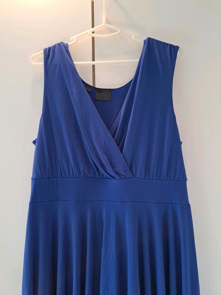 Cocktailkleid blau/lila in Herne