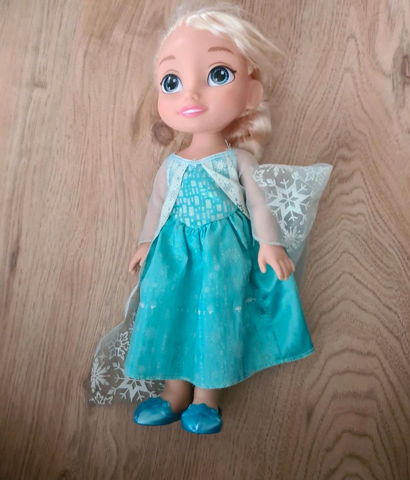 Elsa Puppe- Frozen - Disney Eiskönigin in Alsheim