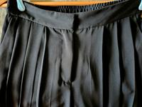 Schicke Bundfaltenhose,Zara,Topzustand, Gr.XS Hessen - Rödermark Vorschau