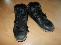 schwarze gefütterte Schuhe- Stiefel - Sneakers mit Tex Gr. 32 Sachsen - Mittweida Vorschau