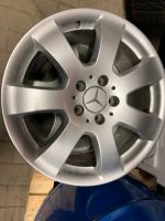 Original Mercedes 17“ Alufelgen Winterreifen B A C E B V Klasse Baden-Württemberg - Bräunlingen Vorschau