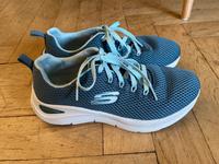 Sketchers sneaker Sportschuhe Shoes Laufschuhe Neuhausen-Nymphenburg - Neuhausen Vorschau