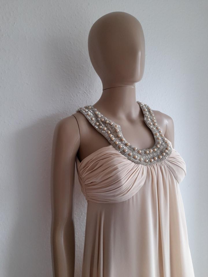 Luxus Damen Abendkleid beige creme | Gr. 34 | Apart | rückenfrei in Waltenhofen