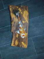 Koi Karpfen auf Holz Bohle mit goldener Farbe handgemalt Unikat Niedersachsen - Rhauderfehn Vorschau