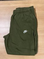 Nike Trainingshose olive grün Nordrhein-Westfalen - Olpe Vorschau