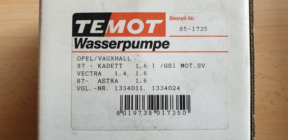 Wasserpumpe Opel Kadett GSI Vectra Astra NEU in Hausen bei Würzburg