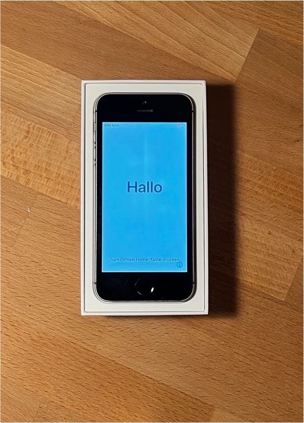 ❗️iPhone 5 SE | Space Grau | 64 GB ❗️ in Leipzig