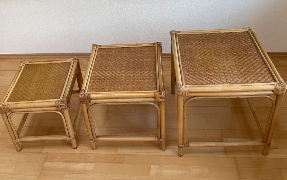 Bambus Rattan Geflecht Beistelltisch Set neu in Berlin