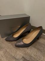 Damen Pumps Schuhe in sehr gutem Zustand.Gr42 Wandsbek - Steilshoop Vorschau