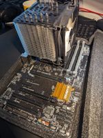 Mainboard mit RAM, Prozessor und Lüfter Baden-Württemberg - Karlsruhe Vorschau