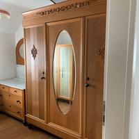 Großer Kleiderschrank Eiche 20er Jahre antik vintage Schrank Holz Nürnberg (Mittelfr) - Mitte Vorschau