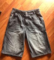 Bershka Jeansshorts Gr EUR 34 Rheinland-Pfalz - Trier Vorschau