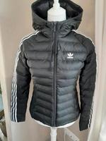 Größe 32 / Adidas Winterjacke Kreis Pinneberg - Barmstedt Vorschau