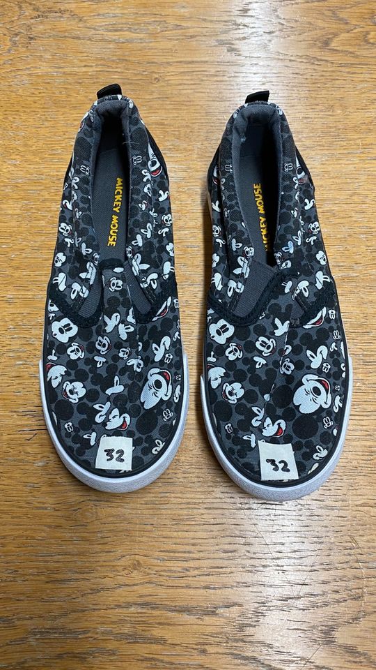 Mickey mouse Schuhe Größe 32 Kinder - neu in Köln