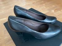 Gerry Weber Damen Pumps, Schwarz Gr 41  Leder neuwertig Bayern - Aschaffenburg Vorschau