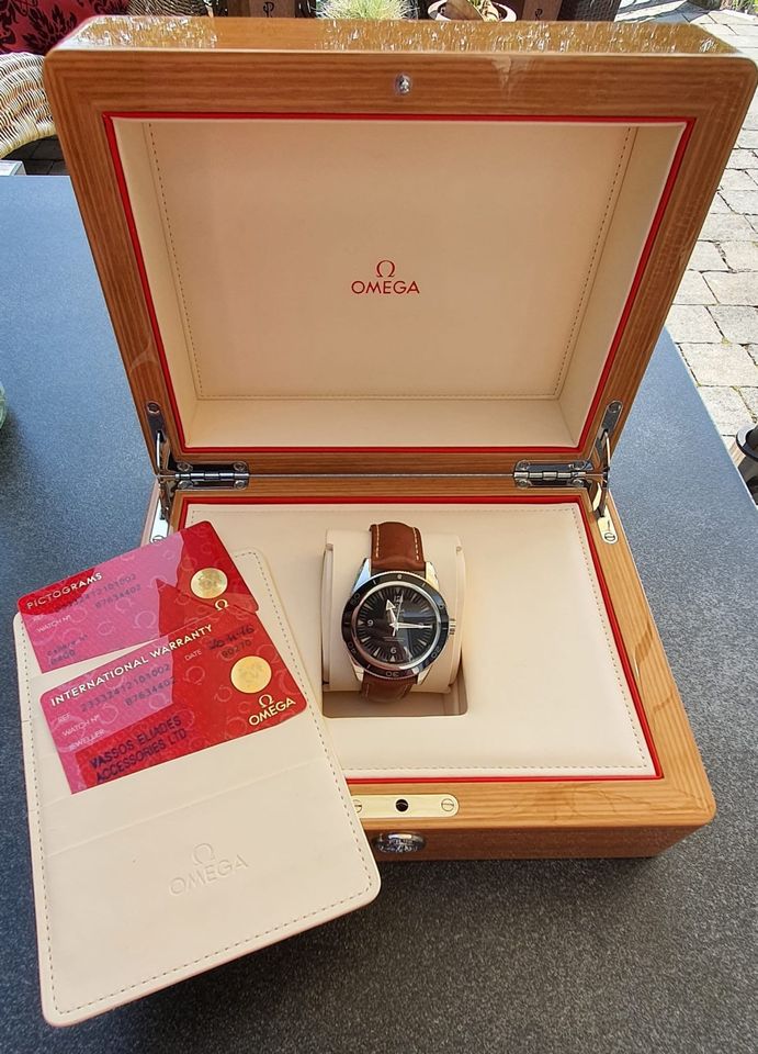Omega Seamaster 300 Chronometer von 2016 in Rattiszell
