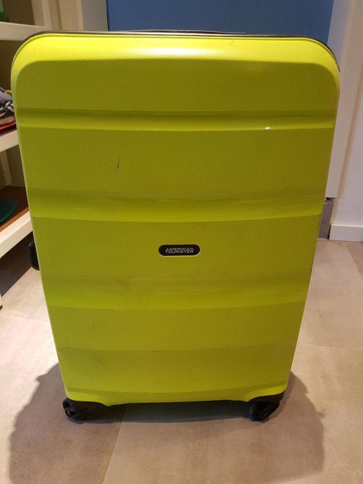 Koffer American Tourister Bon Air Spinner M bright lime in Bad Camberg