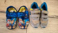 Kinderschuhe Gr. 27 Sneaker Hausschuhe Niedersachsen - Uelzen Vorschau