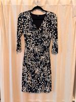 Weich fallendes Kleid, S.Oliver Blacklabel, Gr. 34, ungetragen Stuttgart - Stuttgart-West Vorschau
