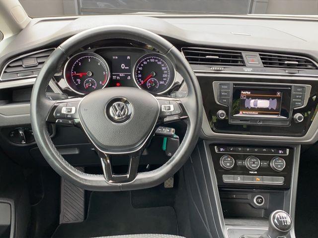 Volkswagen Touran Comfortline,Climatic,Winter-P,PDC,Tempom. in Wilkau-Haßlau
