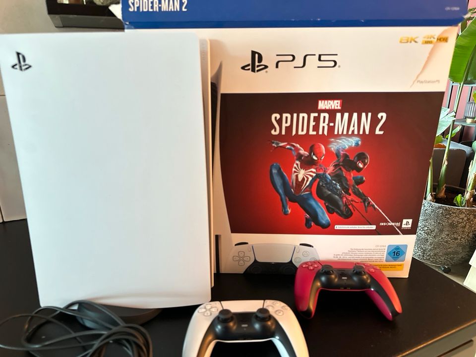 SONY PlayStation 5-Konsole - Marvel?s Spider-Man 2 Bundle in Berlin