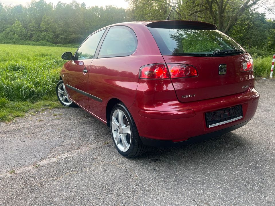 Seat Ibiza 1.2 FRESH TüvNeu05/2026 Klima 8xBereift in Gelsenkirchen