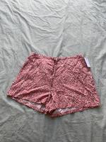Neue Calvin Klein Shorts Damen violett S mit Etikett Neupreis 35€ Nordrhein-Westfalen - Kleve Vorschau