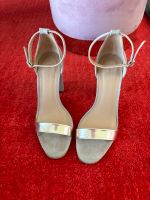 Hallhuber Sandaletten high Heels Gr 37 in Silber Bayern - Straubing Vorschau