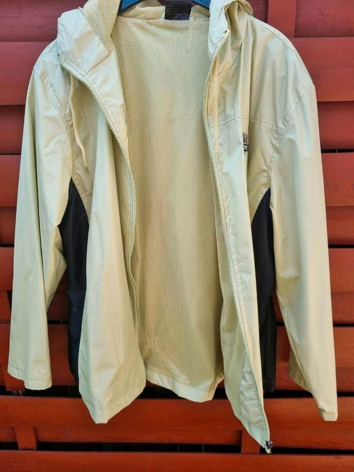 Damen Jacke /Windbreaker Gr. 44 in Düsseldorf