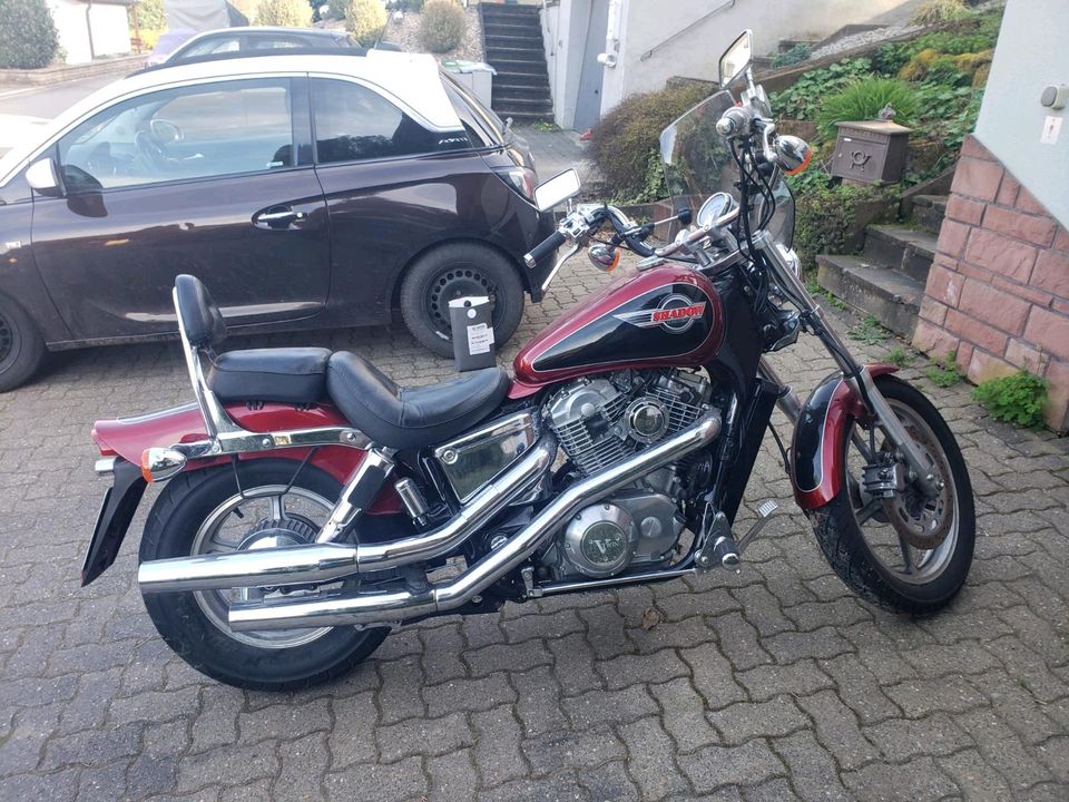 Honda Shadow 1100 Motorrad in Walldürn