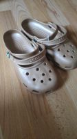 Crocs Sandalen / Badeschuhe Sachsen - Borna Vorschau